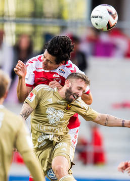 Kalmars Marko Biskupovic och Östersunds Andrew Stadler