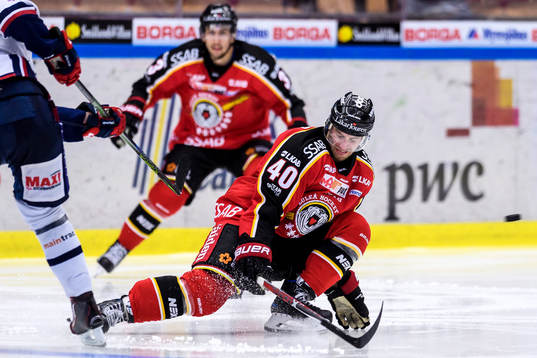 Luleås Kael Mouillierat täcker skott