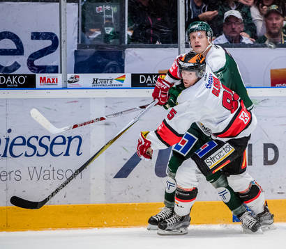 Örebros Kalle Olsson och Färjestads Johan Ryno