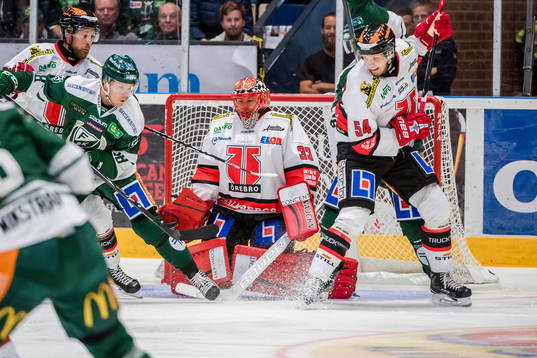 Färjestads Andreas Jämtin, Örebros målvakt Julius