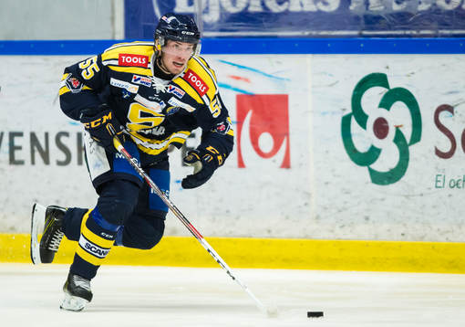 Södertäljes Patrik Kallmert i aktion