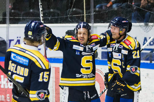 Södertäljes Johan Skinnars , Jonas Westerling och och