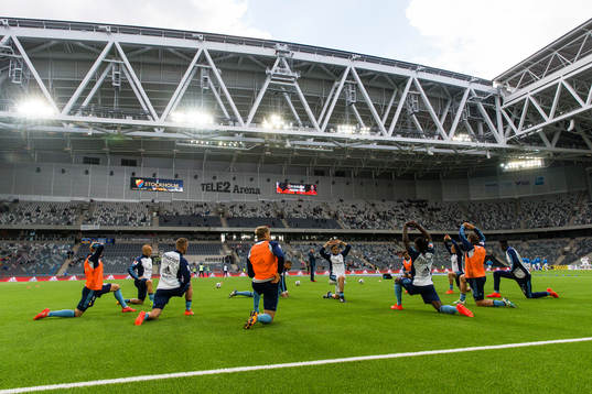 Djurgårdens spelare värmer upp