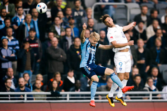 Djurgårdens Elliot Käck och Malmö FFs Markus Rosenberg