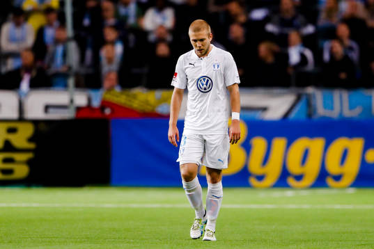 Malmö FFs Anton Tinnerholm deppar