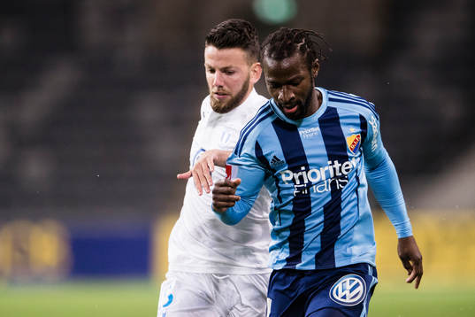 Malmö FFs Erdal Rakip och Djurgårdens Amadou Jawo
