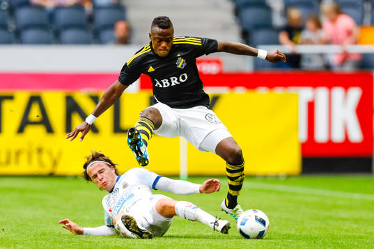 s Patrick Kpozo och Gefles Simon Skrabb