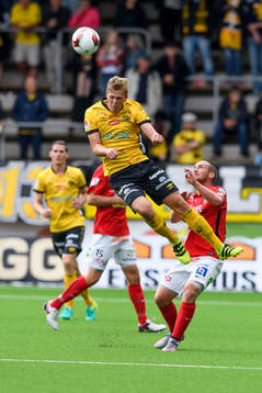 Elfsborgs Joakim Nilsson och Falkenbergs Christoffer