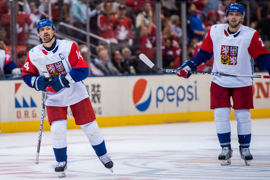 Tjeckiens Tomas Plekanec och Zbynek Michalek deppar