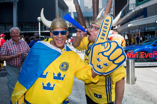 Två svenska supportrar