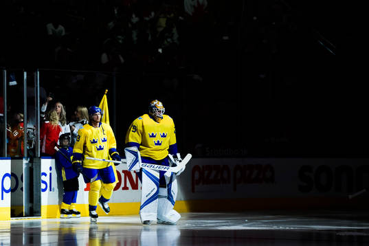 Sveriges målvakt Jacob Markström före ishockeymatchen