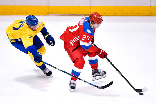 Sveriges Victor Hedman och Rysslands Artemi Panarin