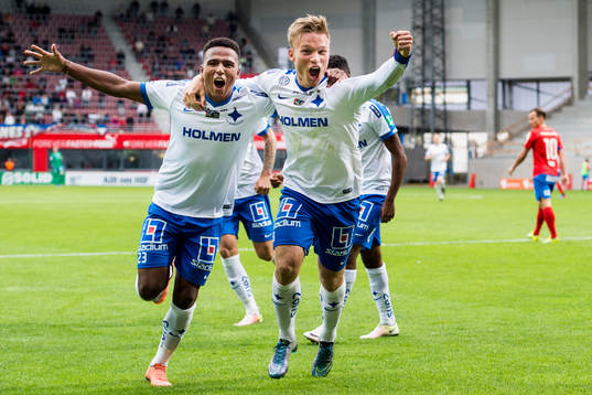 Norrköpings Niclas Eliasson (tv) jublar med Nicklas