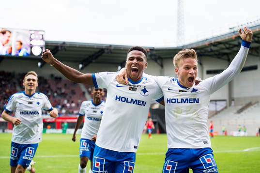 Norrköpings Niclas Eliasson (tv) jublar med Nicklas