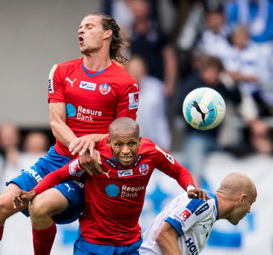 Helsingborgs Jesper Lange och Amethyst Bradley Ralani mot