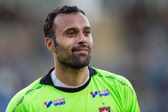 Örgrytes målvakt Abbas Hassan före fotbollsmatchen i