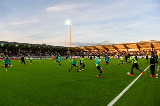 Spelarna värmer upp