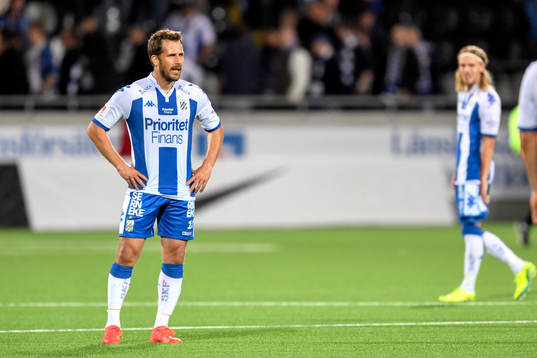 IFK Göteborgs Tobias Hysén och Elias Mar Omarsson deppar