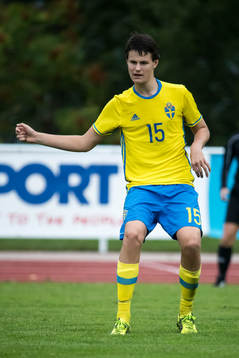 Sveriges Helmer Andersson i fotbollsmatchen mellan Sverige