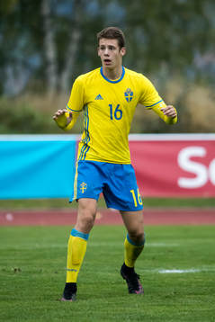 Sveriges Gabriel Wallentin i fotbollsmatchen mellan Sverige