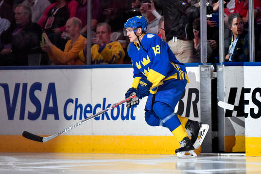 Sveriges Jakob Silfverberg åker ut på isen