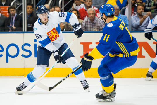 Finlands Rasmus Ristolainen och Sveriges Mikael Backlund