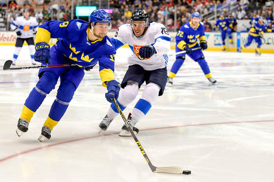 Sveriges Filip Forsberg och Finlands Sami Lepistö