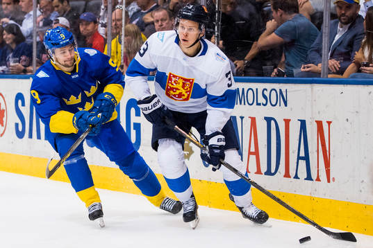 Sveriges Filip Forsberg och Finlands Olli Määttä