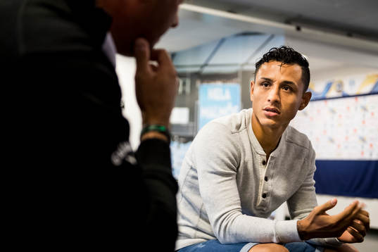Malmö FFs Yoshimar Yotún pratar med tolken