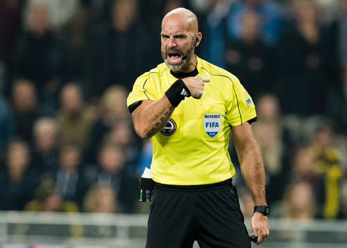 Domare Stefan Johannesson reagerar