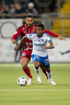 Östersunds Saman Ghoddos mot Norrköpings Tesfaldet Tekie