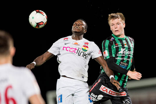 Dalkurds Oke Akpoveta  och Varbergs Anton Liljenbäck