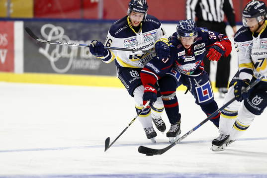 s Filip Sandberg och Linköpings Simon Hellbom