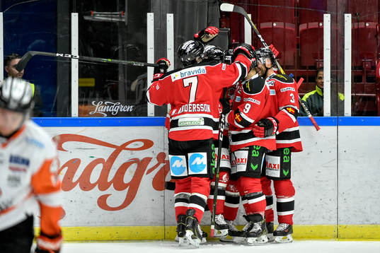 Malmö Redhawks Konstantin Komarek jublar