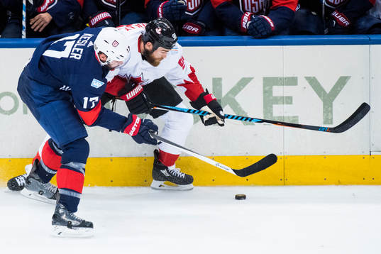 s Ryan Kesler och Kanadas Ryan O'Reilly