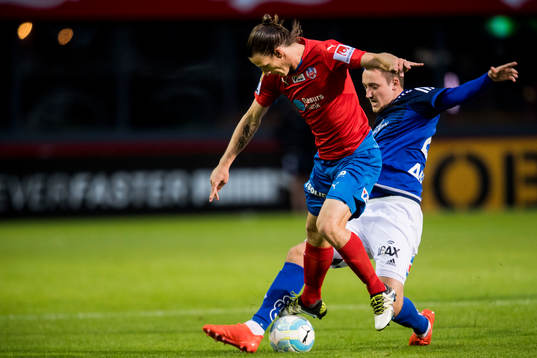 Helsingborgs Jesper Lange och Sundsvalls Smajl Suljevic