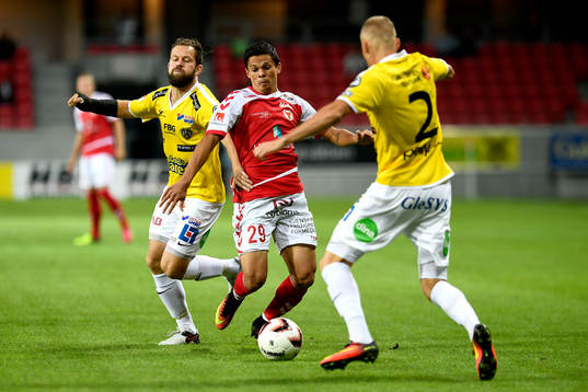Bläddra bland fler bilder av Fotboll, Allsvenskan, Kalmar - Falkenberg