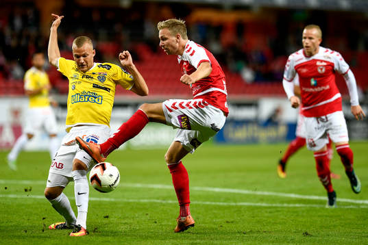 Kalmars Jonathan Ring och Falkenbergs Rasmus Sjöstedt