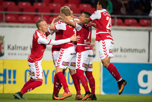 Kalmarsspelarna jublar