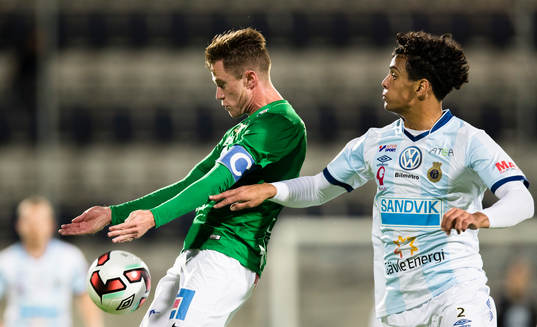 Jönköpings Tommy Thelin och Gefles Joshua Nadeau