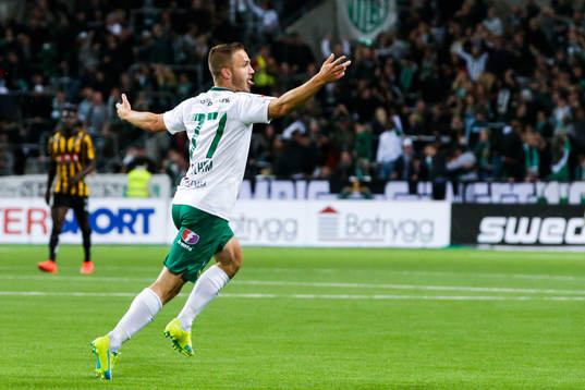 Hammarbys Mats Solheim jublar