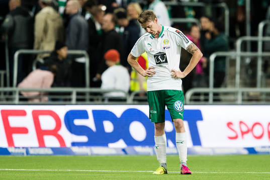 Hammarbys Birkir Már Saevarsson deppar