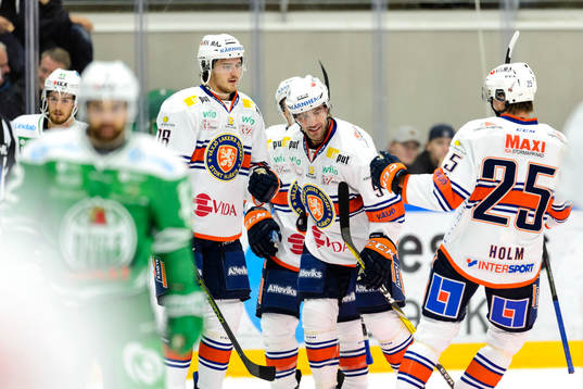 Växjös Dennis Everberg Josh Hennessy och Philip Holm