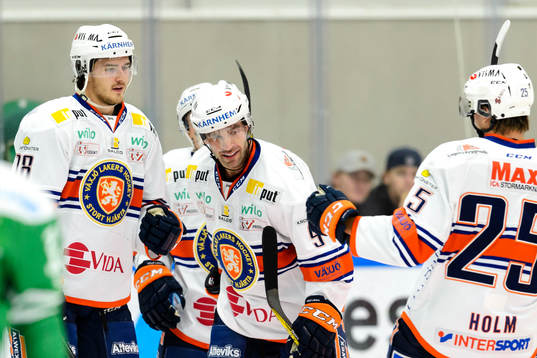 Växjös Dennis Everberg Josh Hennessy och Philip Holm