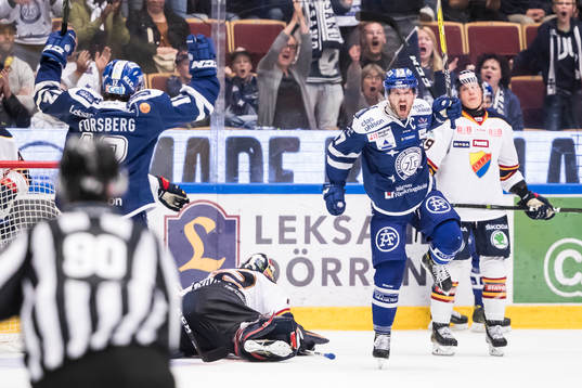 Leksands Jesper Ollas  jublar