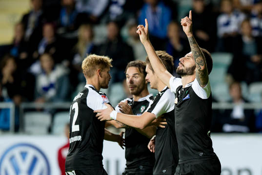 Örebro Nahir Besara jublar