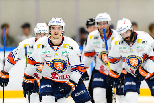 Växjös spelare jublar
