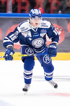 Leksands Johan Porsberger  i ishockeymatchen i SHL mellan