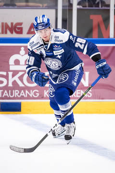 Leksands Tobias Forsberg  i ishockeymatchen i SHL mellan