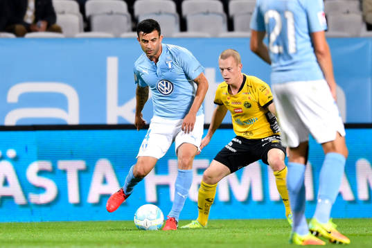 Malmö FFs Behrang Safari och Elfsborgs Daniel Gustavsson